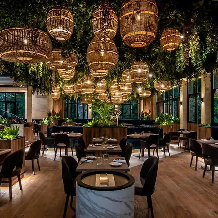 Les Jardins D'epicure ブレ・エ・リュ