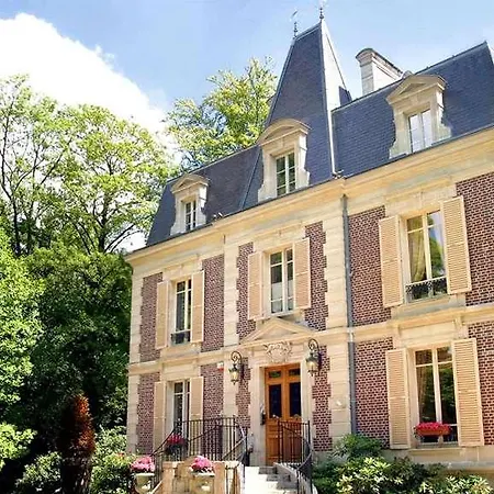 ホテル Les Jardins D'epicure ブレ・エ・リュ