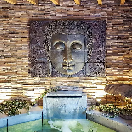 Les Jardins D'epicure מלון