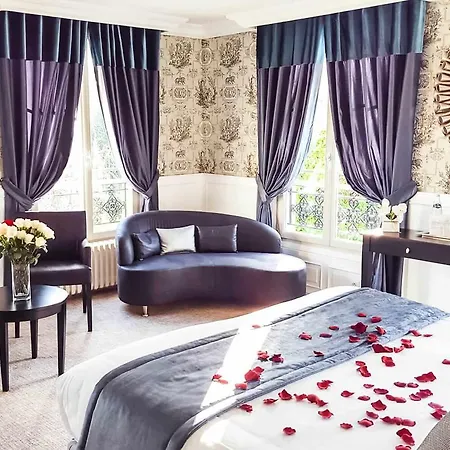 Les Jardins D'epicure ホテル 3*