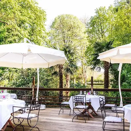 Les Jardins D'epicure ブレ・エ・リュ